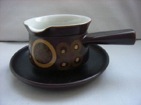 Arabesque Sauce Jug & Stand