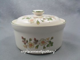 Autumn Leaves Round Casserole Dish