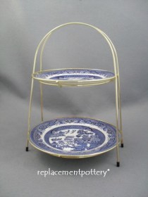 Brass Finish Tea Room Cake Stand (with willow pattern plates)