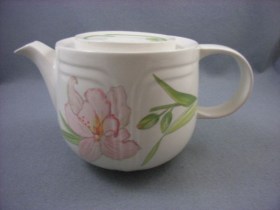 Celebrity Large Teapot