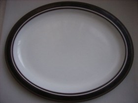 Contrast Oval Platter