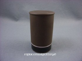 Contrast Pepper Pot