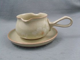 Daybreak Sauce Jug & Stand