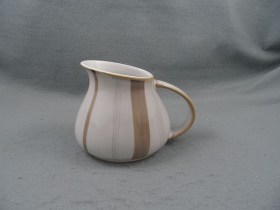 Truffle - Layers milk jug