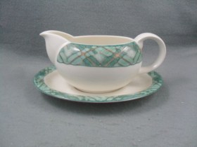 Braemar Gravy Boat & Stand