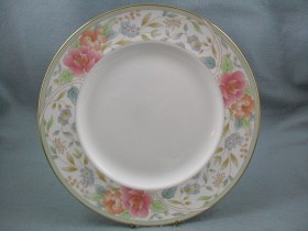 Claudia Dinner Plate