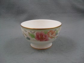 Claudia Sugar Bowl