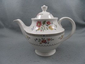Kingswood Teapot