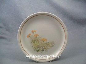 Field Flowers Salad / Dessert Plate