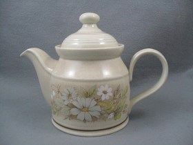 Florinda Teapot