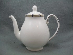 Geometrix Tea Pot