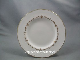 Gold Chantilly Dessert Plate