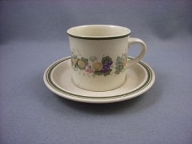 Harvest Garland Cup & Saucer