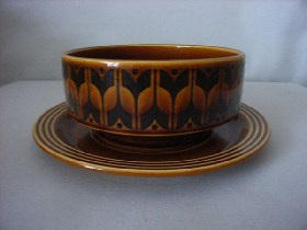 Heirloom Brown Soup Bowl & Saucer