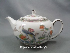 Kutani Crane Teapot