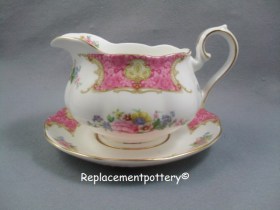 Lady Carlyle Sauce Jug & Stand