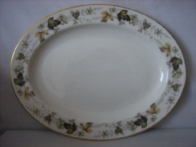 Larchmont Oval Serving Platter