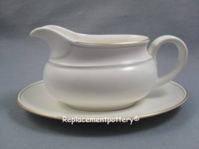 Lumiere Gravy Boat & Stand
