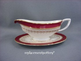 Regency - Red Gravy Boat & Stand