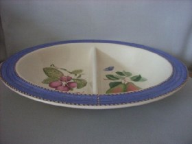 Sarah's Garden Oval Divided Dish