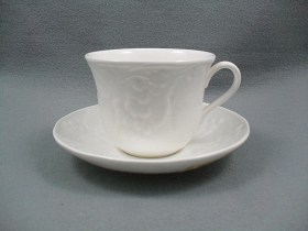 Strawberry & Vine Tea Cup & Saucer