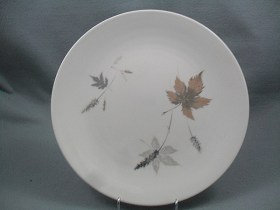 Tumbling Leaves Dinner Plate