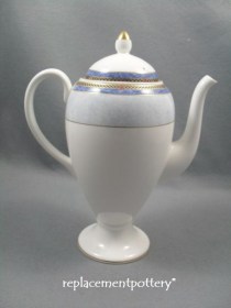 Valencia Coffee Pot