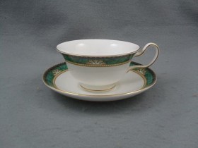Lambourn Tea Cup & Saucer -Peony Shape