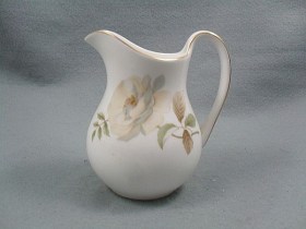 Yorkshire Rose Milk Jug / Creamer
